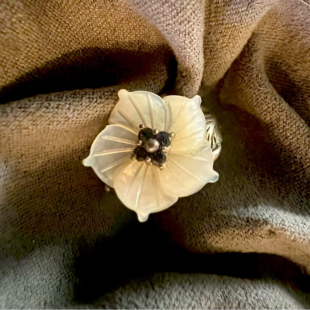 Exquisite Sterling Silver Ring!!